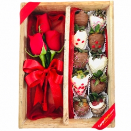 Rosas y Fresas wood  